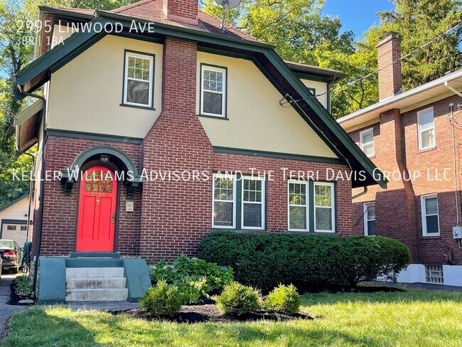 Foto del edificio - 2995 Linwood Ave