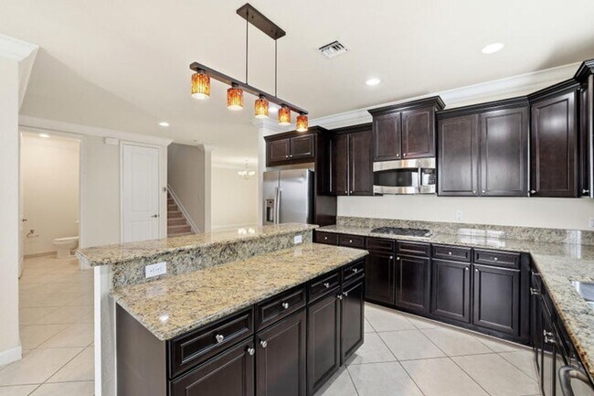 Foto del edificio - 148 NW Emerson Pl