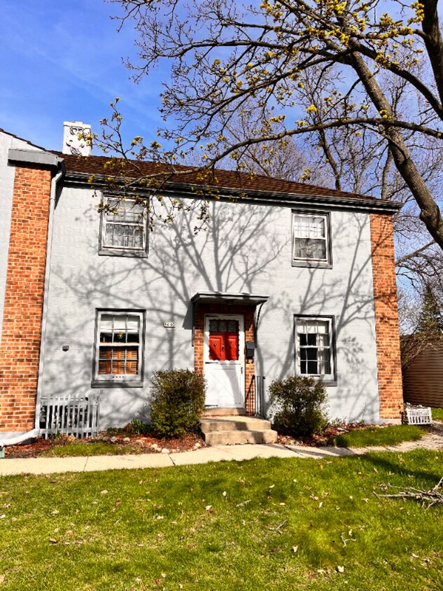 Foto principal - 5606/5610 Badger Court