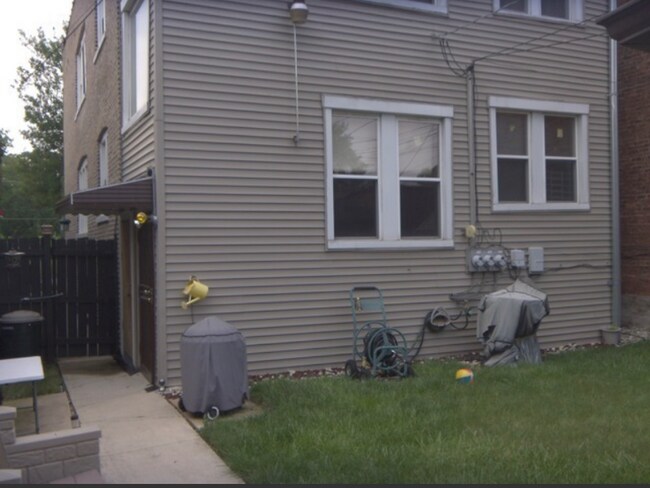 Building Photo - 5711 S Morgan St
