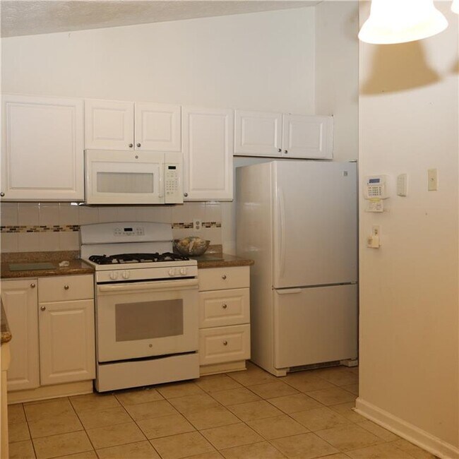 Foto del edificio - 2995 Meadow Wood Ct NW
