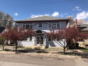Building Photo - 711 2nd St