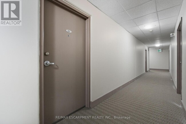 Photo du bâtiment - 149 Main St W