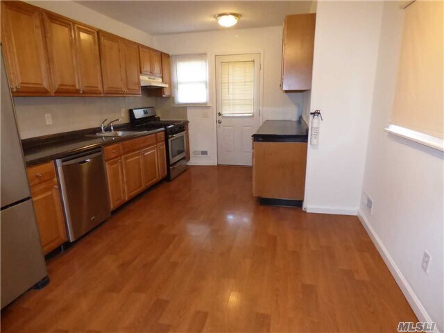 Foto del edificio - 23 Sugarwood Ln