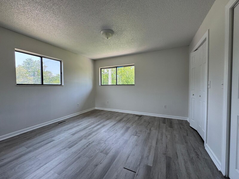 Foto principal - 4807 Little River Rd