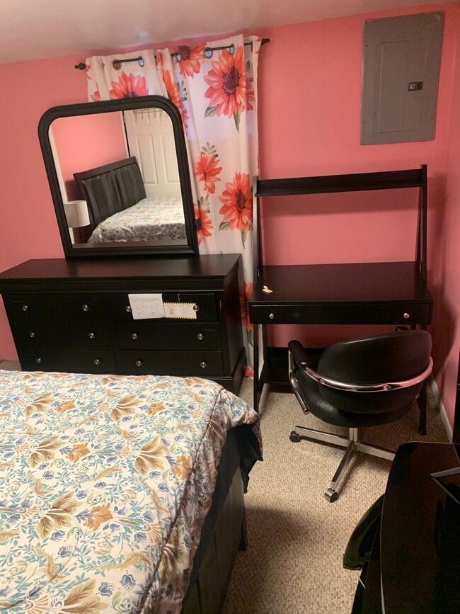 Foto del edificio - 183 Massachusetts Ave