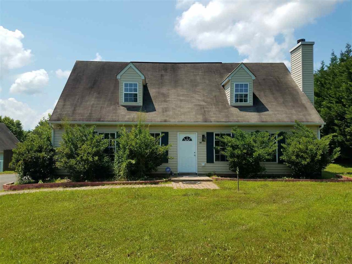 Primary Photo - 675 Cedar Grove Rd