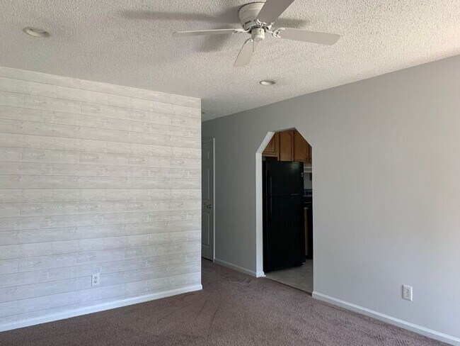 Foto del edificio - Charming 3 Bedroom Home in Belmont, NC for...