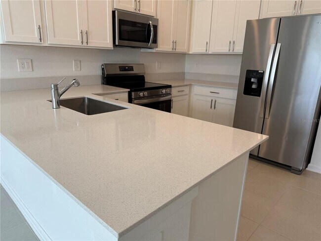 Foto del edificio - 2658 Armstrong Ave