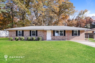 Building Photo - 458 Sheraton Dr