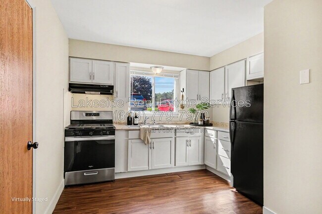 Building Photo - 1011 36th St SW