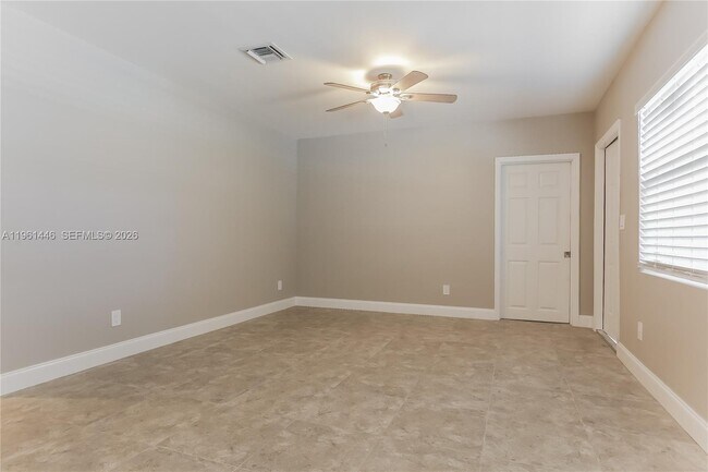 Foto del edificio - 402 S 12th St