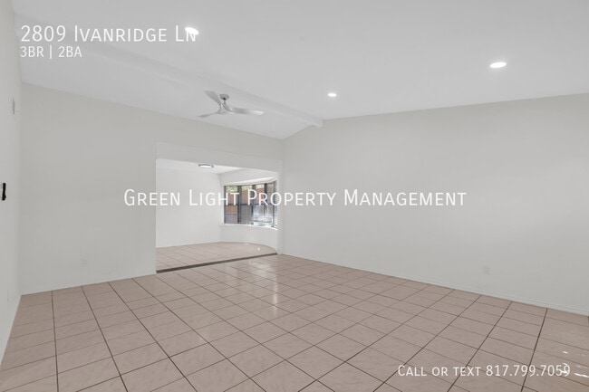 Building Photo - 2809 Ivanridge Ln