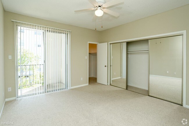 Foto del edificio - 807 Rochow St