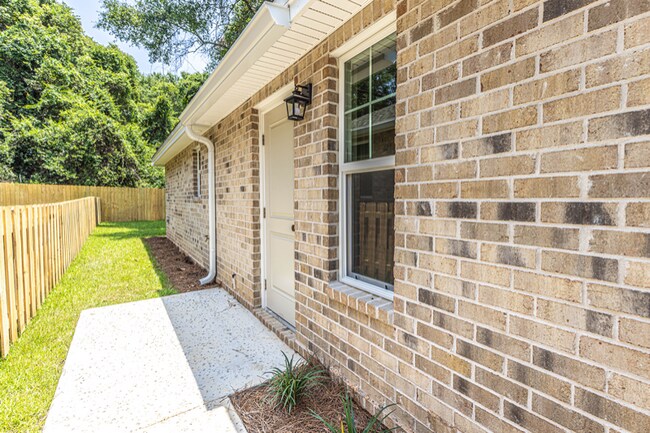 Foto del edificio - 454 Reeves St