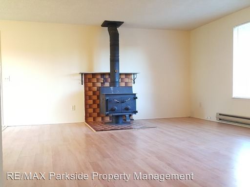 Building Photo - 1640 Foxfire Dr SE