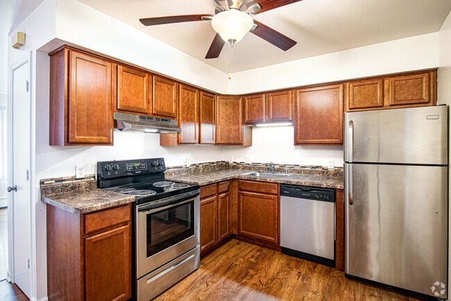 Building Photo - Cardinal Place Apts. Call the office now for more information!