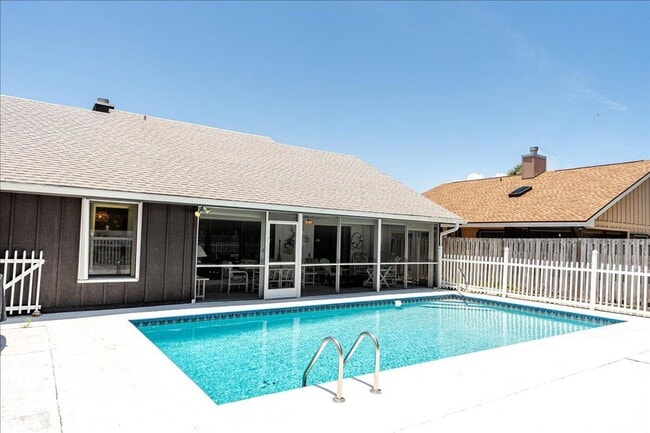 Photo - 901 Sandy Oaks Dr House