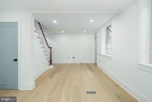 Foto del edificio - 102 Fitzwater St