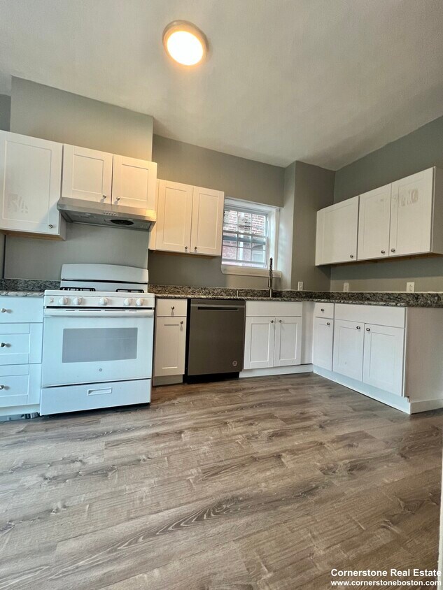 Foto principal - 477 Dudley St