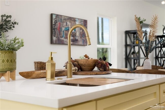 Building Photo - 38 Bass Ave