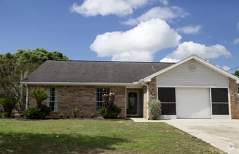 Building Photo - 4770 Coronado Cir