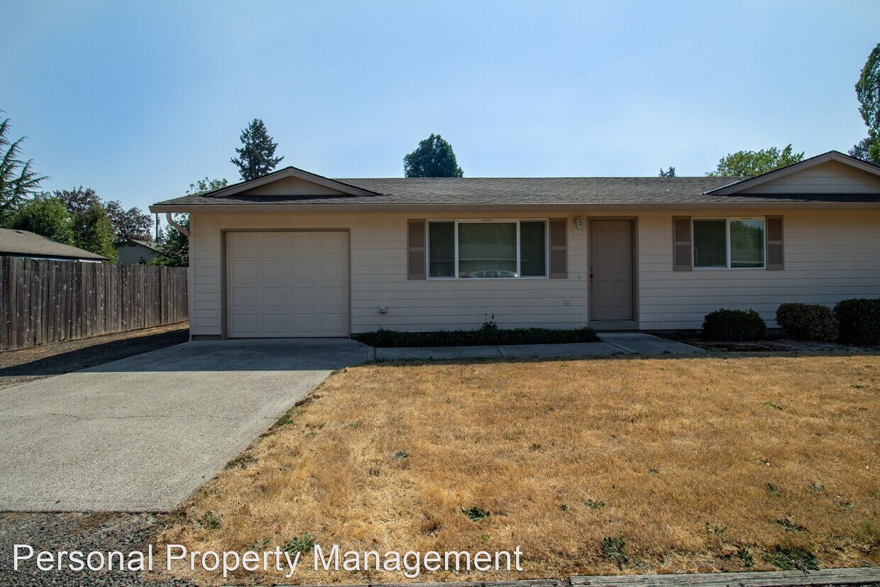 2 br, 1 bath House 3360 L Street Unit B House for Rent in Washougal