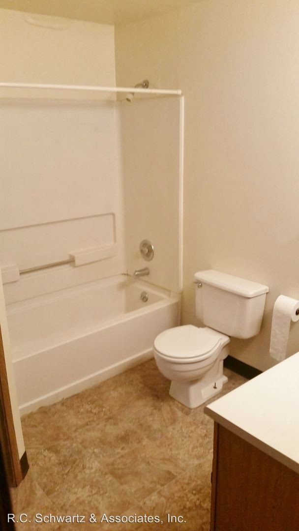 Foto del edificio - 4715-4715 N Sullivan Rd