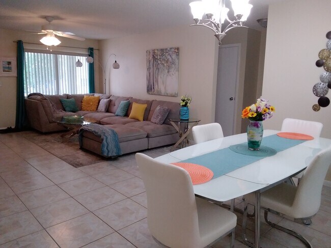 Foto del edificio - 8645 SW 94th Ln