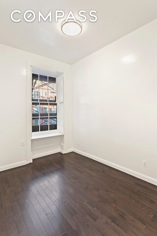 Foto del edificio - 28 W 11th St