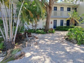 Building Photo - 13025 Emerald Dr