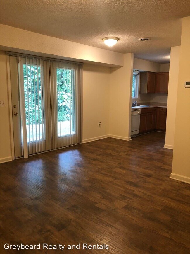 Building Photo - 2 br, 1 bath House - 2 Woodcock Street
