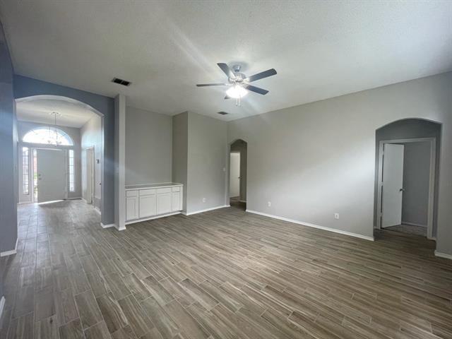 Foto del edificio - 7709 Amsterdam Ln