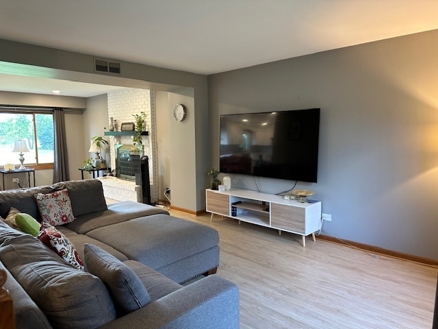 Building Photo - 2520 Newport Dr