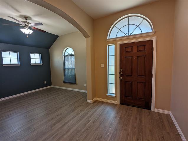 Building Photo - 2904 Cattle Baron Dr