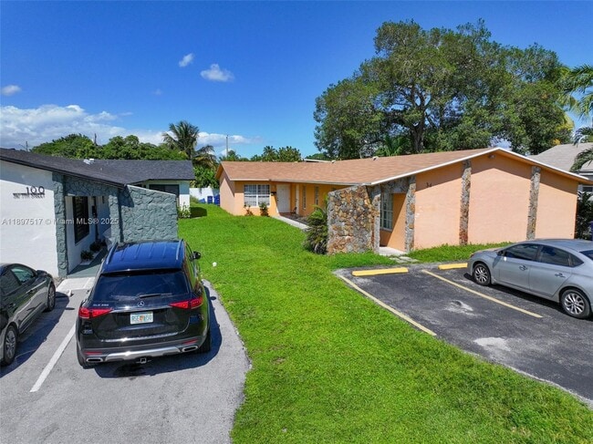 Building Photo - 34 SW 7th St