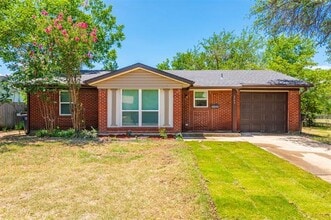 Building Photo - 6205 Dodson Terrace