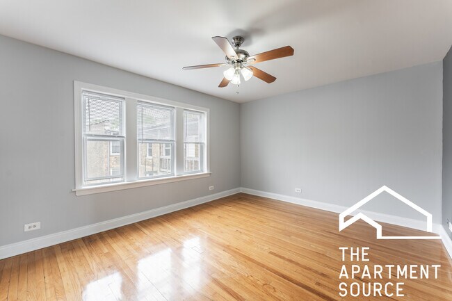 Foto del edificio - 7736 N Ashland Ave