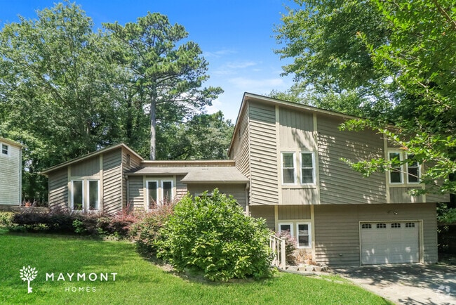 Building Photo - 6560 Valley Hill Dr
