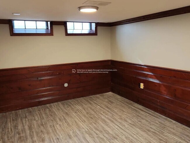 Foto del edificio - 61 Sunnycliff Dr