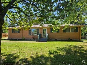 Building Photo - 504 Wren Rd