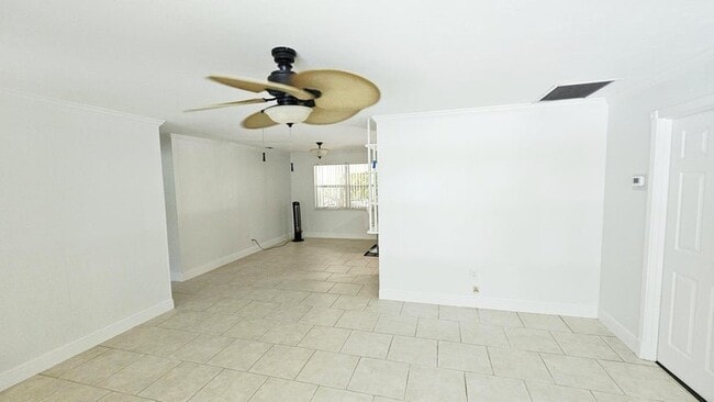 Photo - 911 Burch Dr (West Palm Beach, FL) House