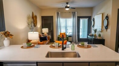 Building Photo - 2953 Farm to Market 2920