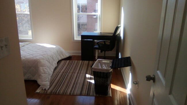 Photo - 1021 N Washington St Townhome