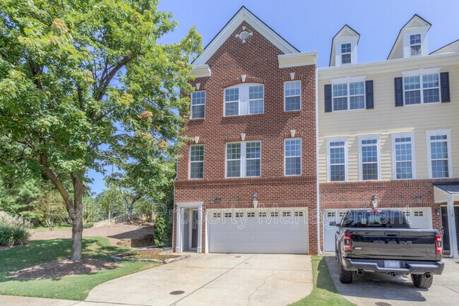 Building Photo - 123 Havelock Ct