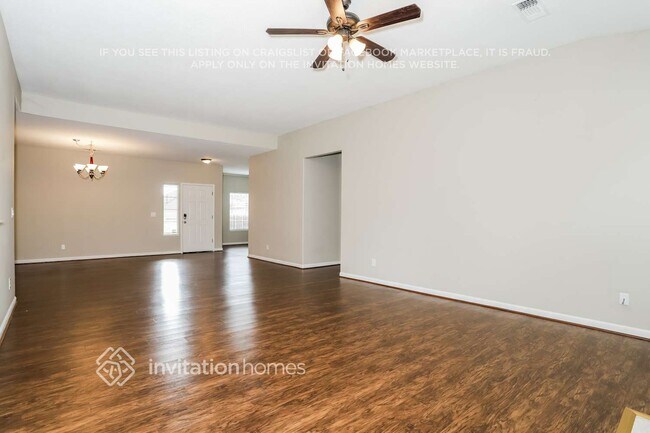 Foto del edificio - 945 Skyline Dr