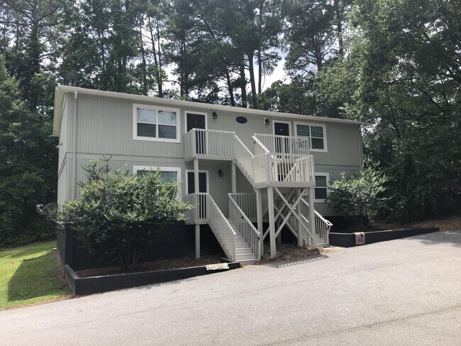 Exterior - 1433 Fernwood Glendale Rd