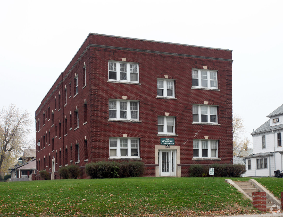 Foto principal - Brookville Apartments