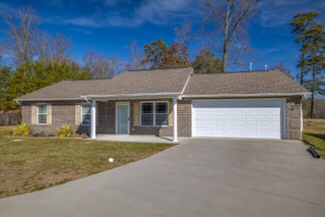 Foto del edificio - Knoxville 37918 - 3 bedroom, 2 bath, ONE L...