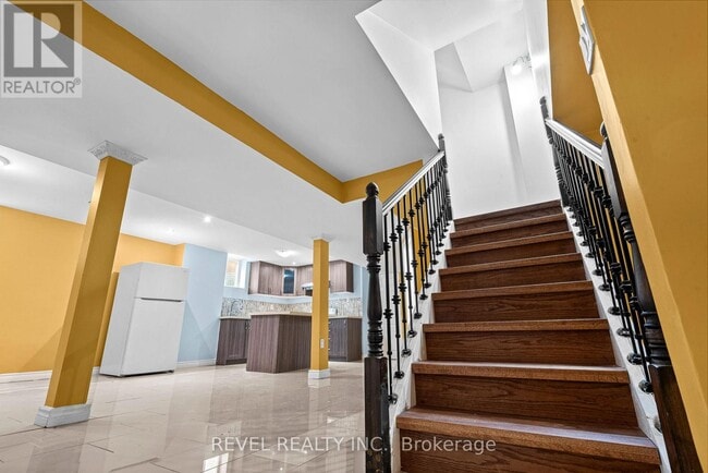 Building Photo - 1005 Sandcliff Dr